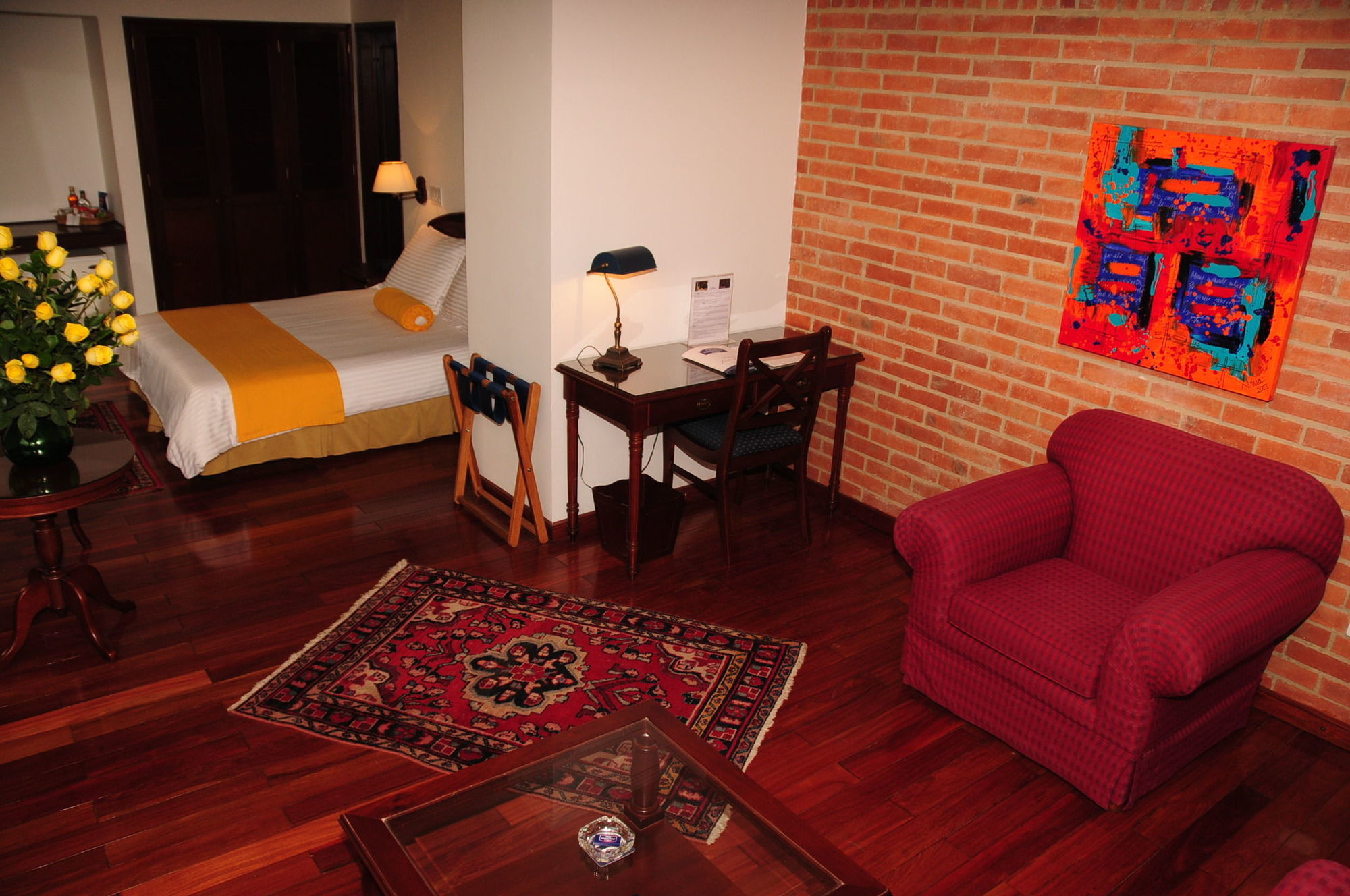 Hotel Emaus Bogotá Exteriör bild