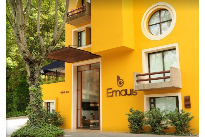 Hotel Emaus Bogotá Exteriör bild